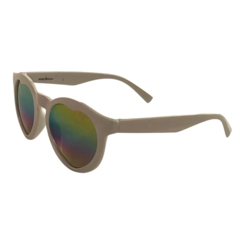 The Children's Place set of Rainbow Tie-Dye Case and heart shaped tinted lenses